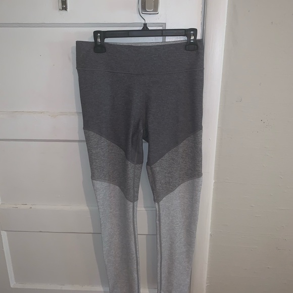 Outdoor Voices Springs 7/8 Legging Sz L - Picture 10 of 14